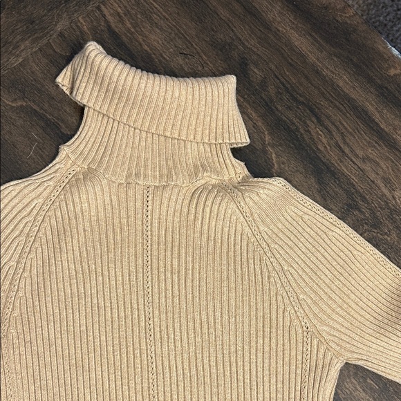 WHBM Camel/Tan Ribbed Pointelle Turtleneck Tunic Sweater - Picture 10 of 12